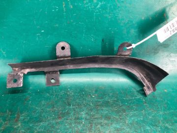 Пластик под лобовое стекло / Жабо лев. PORSCHE PANAMERA 16-24