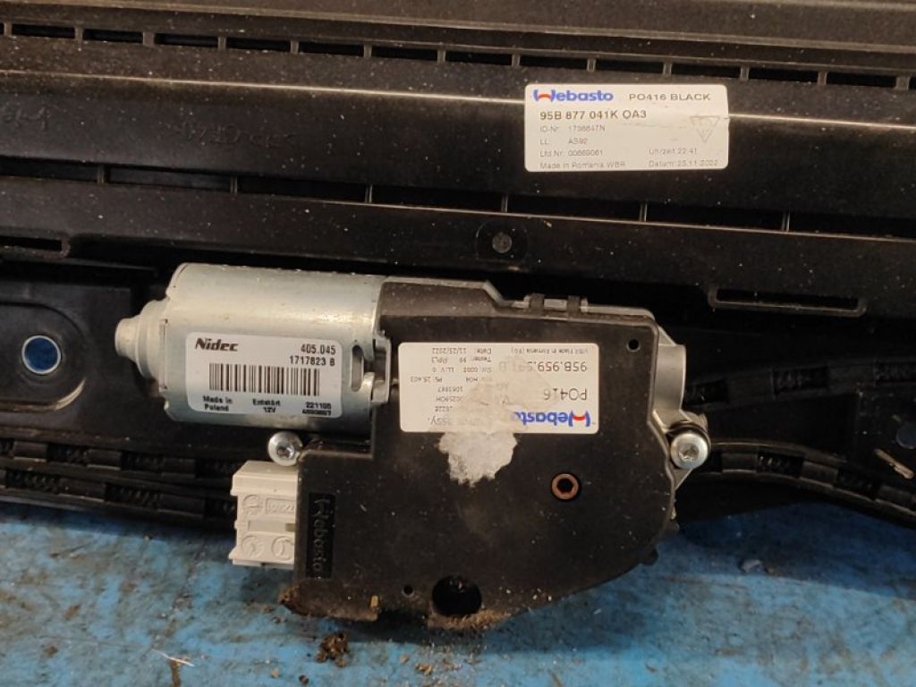 95B 877 041 K | Люк PORSCHE MACAN 18-22 - Фото 6