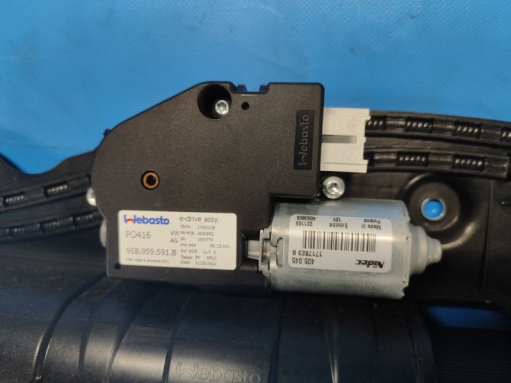 95B 877 041 K | Люк PORSCHE MACAN 18-22 - Фото 7