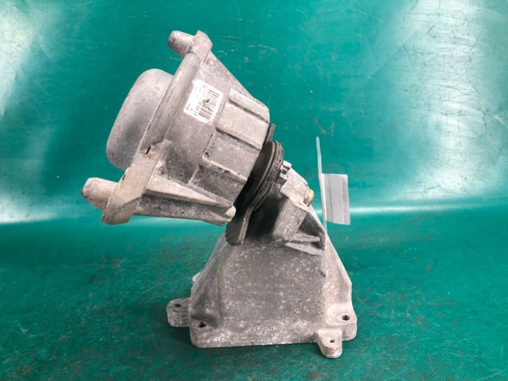 A 204 240 54 17 | Подушка двигателя прав. MERCEDES E-CLASS C207 09-16 - Фото 3