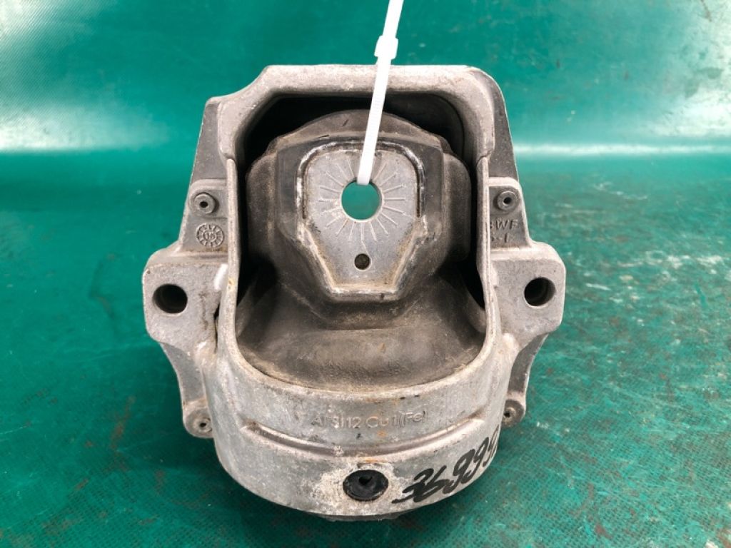 8R0 199 381 AL | Подушка двигателя AUDI A4 08-15
