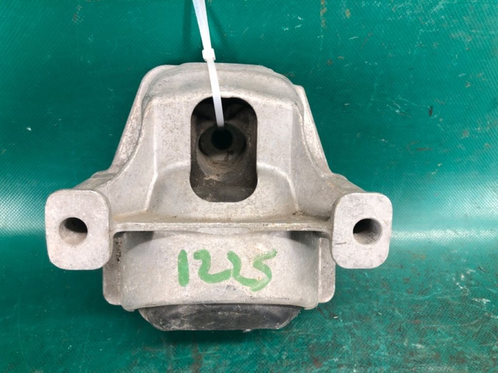 8R0 199 381 AL | Подушка двигателя AUDI A4 08-15 - Фото 3