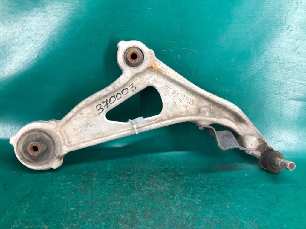 54500-3JA0B | Важіль передньої підвіски нижній прав. NISSAN PATHFINDER R52 12-21