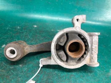 Подушка двигуна задн. INFINITI QX60/JX35 12-20