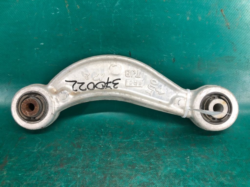 52530-TJB-A02 | Важіль задньої підвіски поперечний верхній лів. ACURA RDX 19-