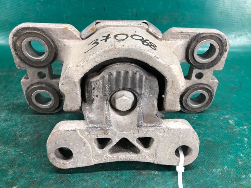 LR061456 | Подушка АКПП LAND ROVER EVOQUE 2012-2018