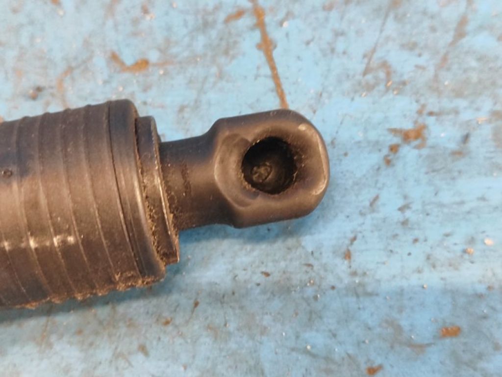 KL1Z14B351A | Амортизатор кришки багажника прав. FORD EXPEDITION 17- - Фото 4