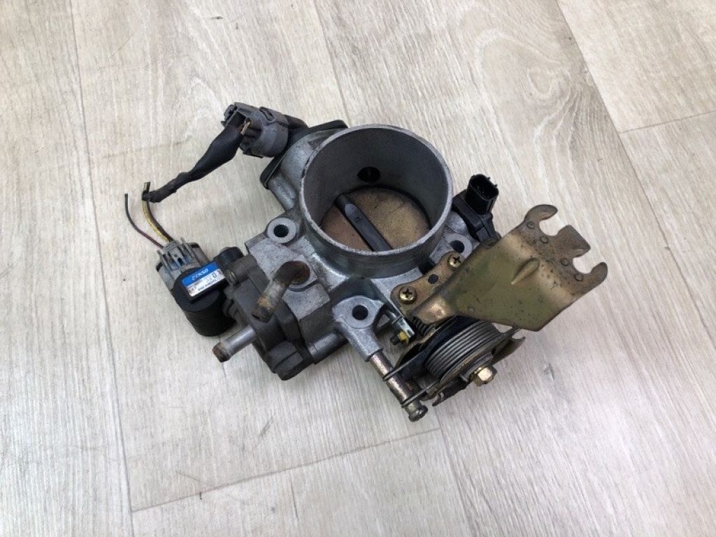 16400-P8F-A83 | Дросельна заслінка HONDA ODYSSEY (RL1) 98-04