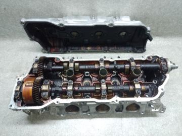 Головка блока цилиндров лев. LEXUS RX300/330/350/400 03-09
