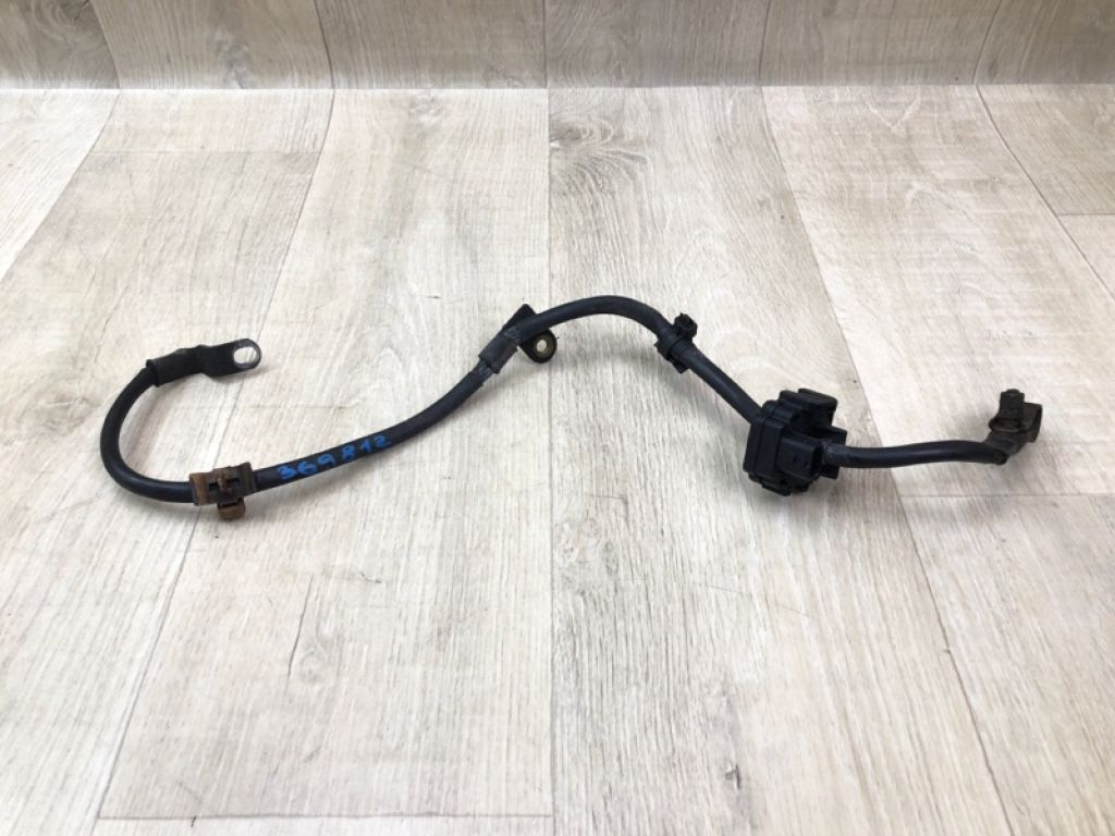 24080-ZR00A | Клема акумулятора NISSAN QX56 / TITAN / ARMADA 04-16