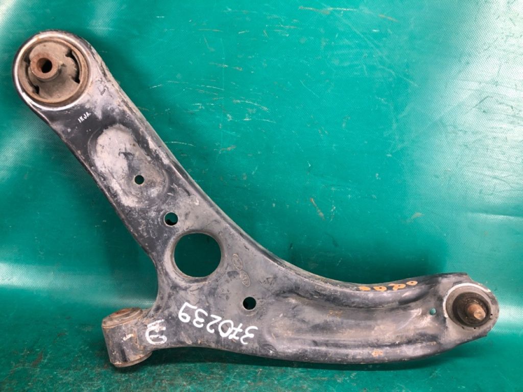 54500-3Y000 | Важіль передньої підвіски нижній лів. HYUNDAI ELANTRA MD 10-15 - Фото 3