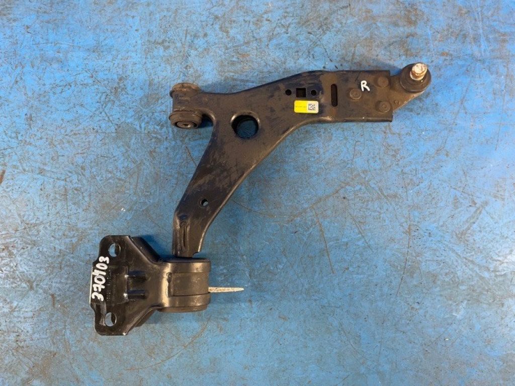 CV6Z-3078-C | Важіль передньої підвіски нижній прав. FORD ESCAPE 12-19