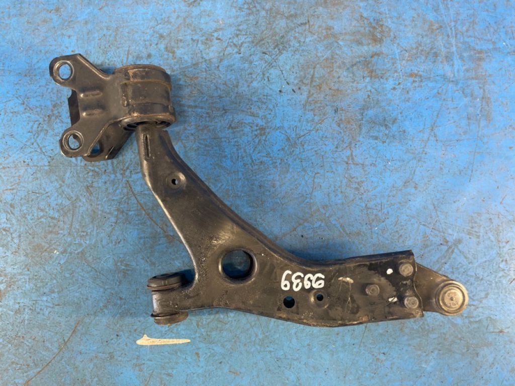 CV6Z-3078-C | Важіль передньої підвіски нижній прав. FORD ESCAPE 12-19 - Фото 2