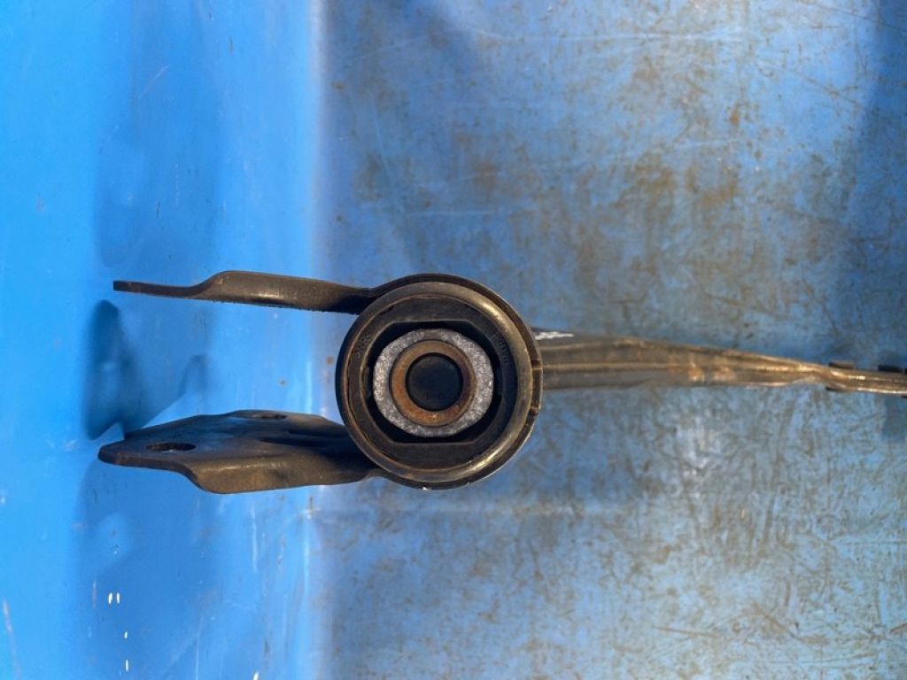 CV6Z-3079-F | Важіль передньої підвіски нижній лів. FORD ESCAPE 12-19 - Фото 4