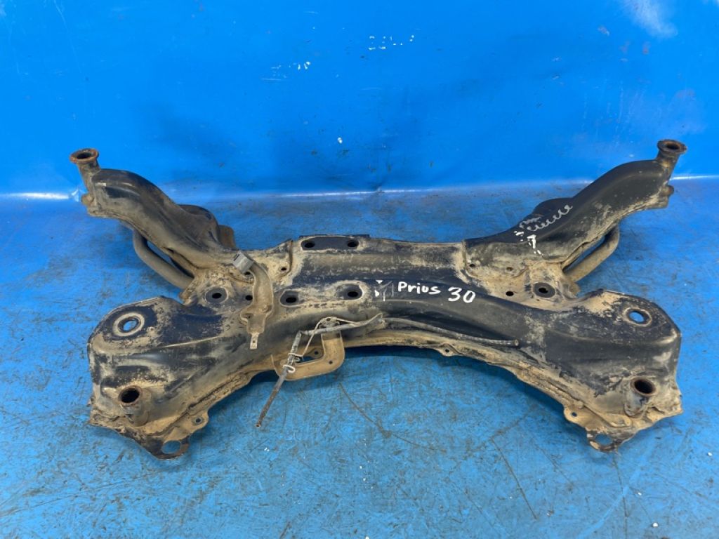 5120112441 | Балка передньої підвіски TOYOTA PRIUS - 30 09-17