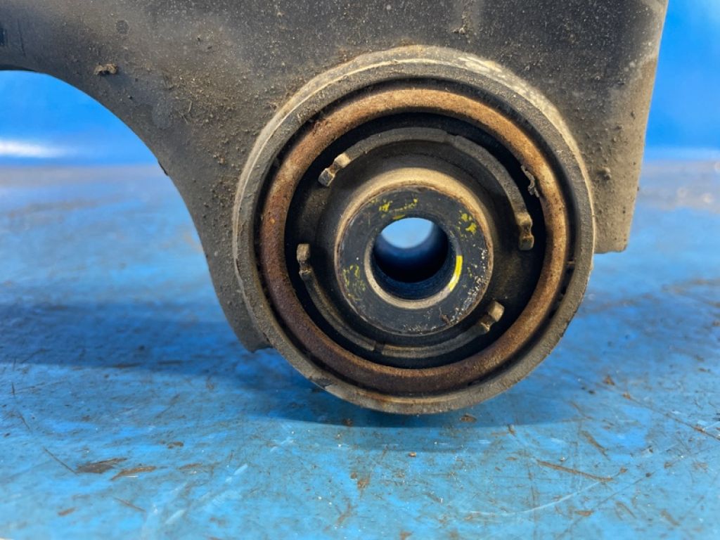 31277345 | Важіль передньої підвіски нижній лів. VOLVO XC70 07-16 - Фото 4