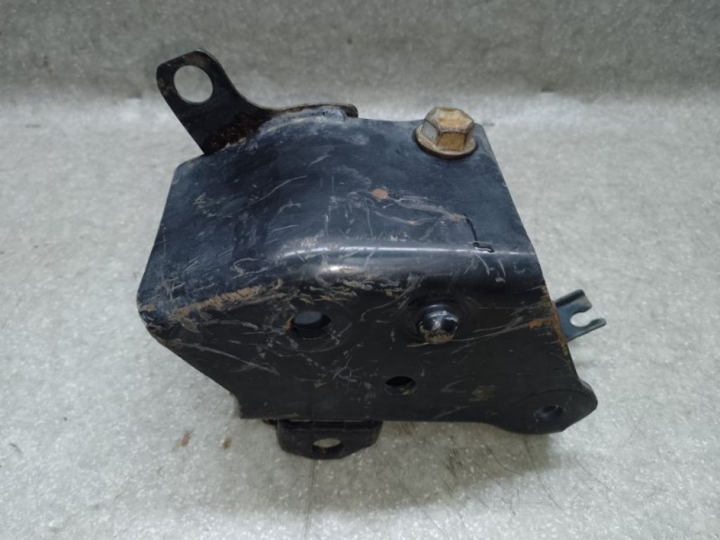 554291KA0B | Кріплення балки підвіски задн. прав. NISSAN JUKE 10-19 - Фото 3