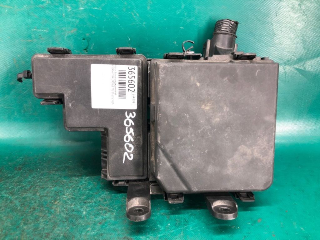 284B8-4BA0C | Корпус блока предохранителей NISSAN X-TRAIL/ROGUE T32 13-20