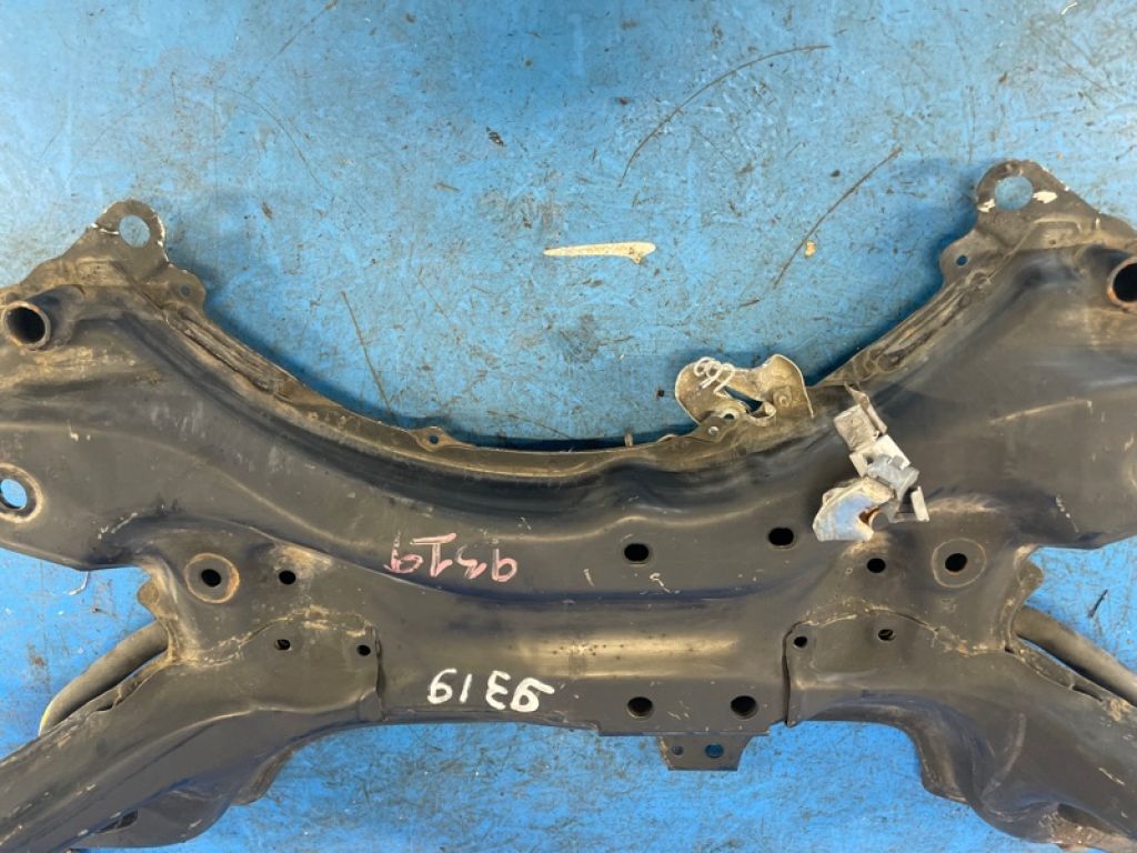 51201-12441 | Балка передньої підвіски LEXUS CT200 11-17 - Фото 5