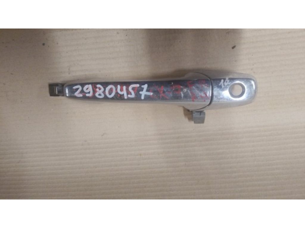 EG2358410A | Ручка двери наружная передн. прав. MAZDA CX-7 06-12