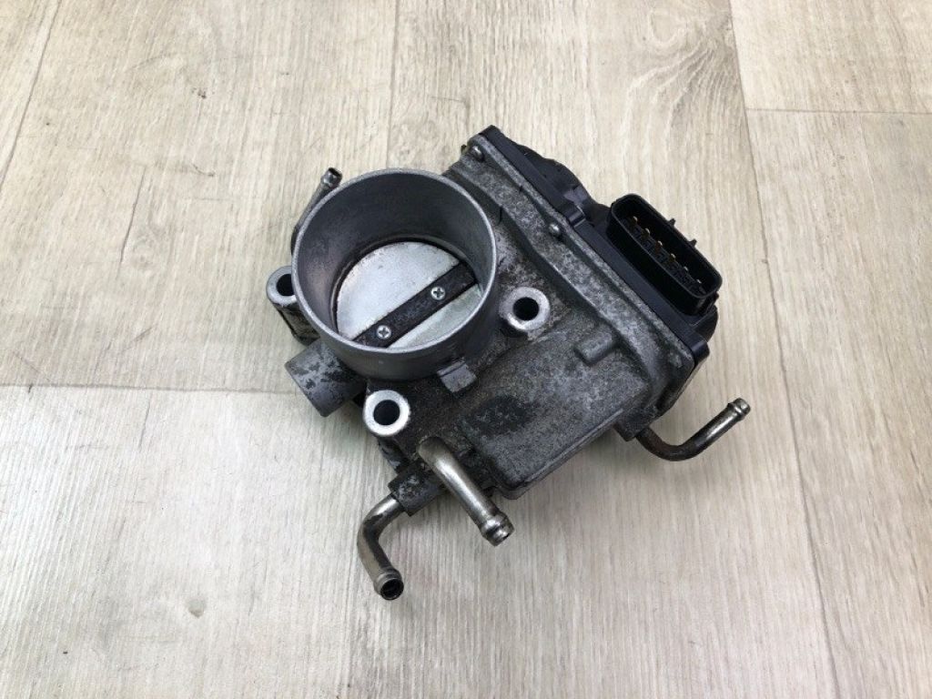 22030-28070 | Дросельна заслінка SCION XB 07-15