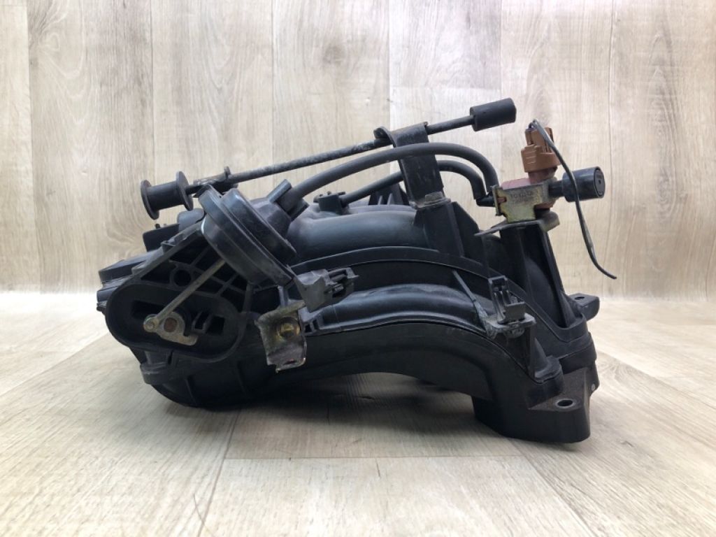 17109-31011 | Колектор впускний TOYOTA 4RUNNER 02-09 - Фото 4