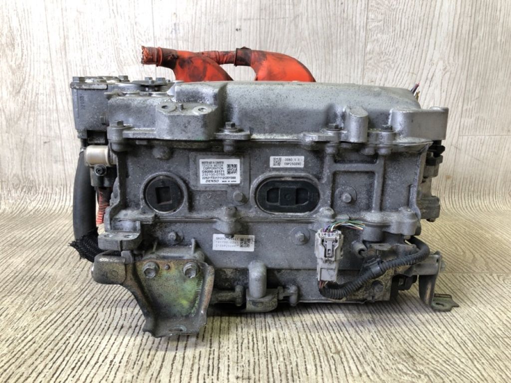 G92A0-33021 | Інвертор TOYOTA CAMRY 55 14-17 - Фото 2