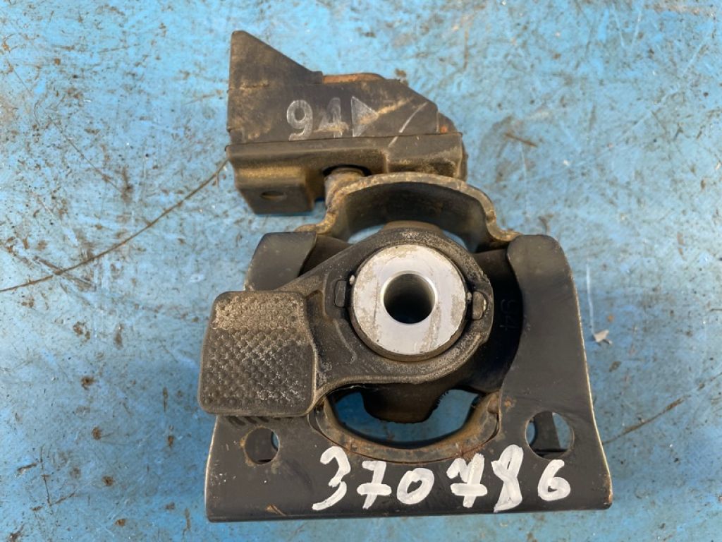12361-37150 | Подушка двигуна нижня передн. LEXUS CT200 11-17