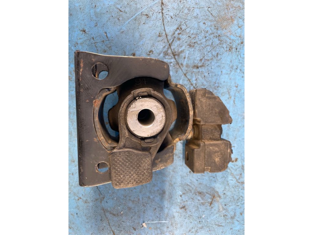 12361-37150 | Подушка двигуна нижня передн. LEXUS CT200 11-17 - Фото 2