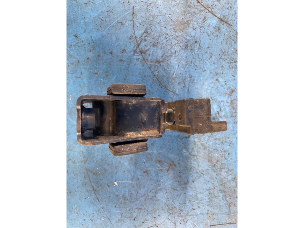 12361-37150 | Подушка двигуна нижня передн. LEXUS CT200 11-17 - Фото 4