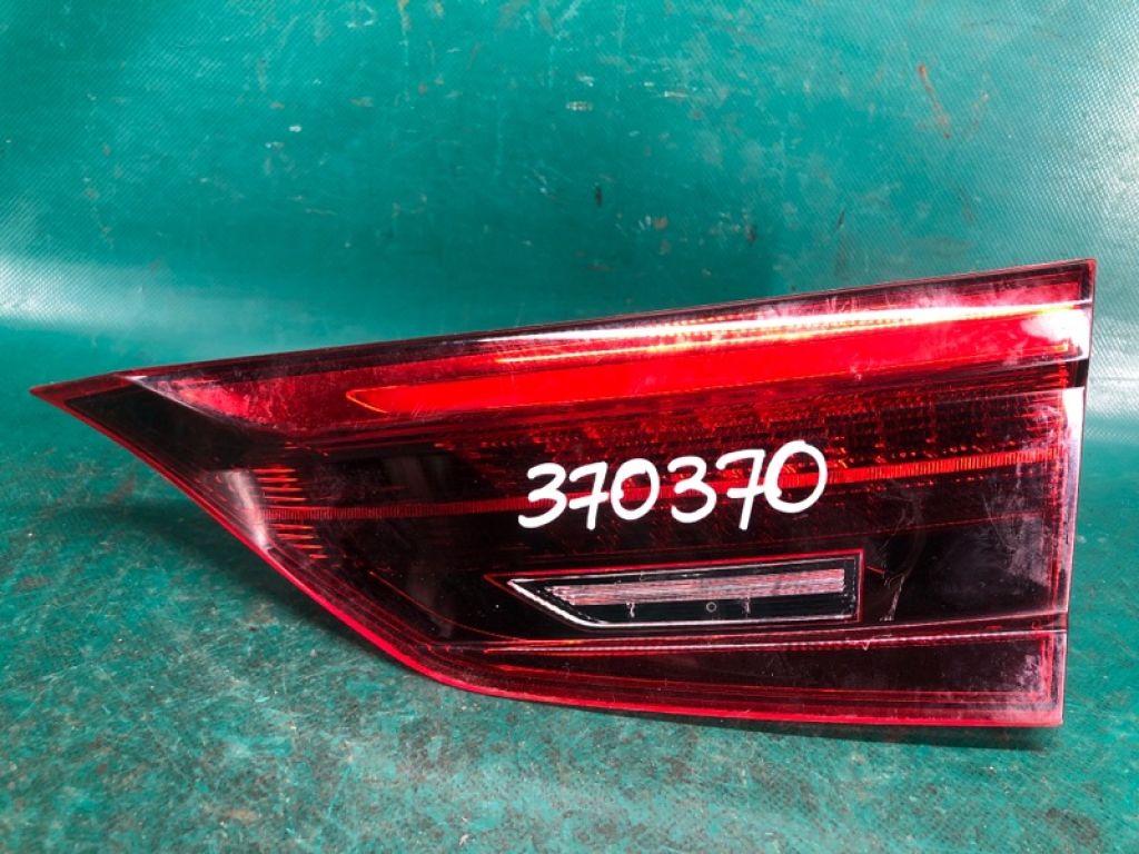 26550-5NA1A | Ліхтар внутрішній прав. INFINITI QX50 18-
