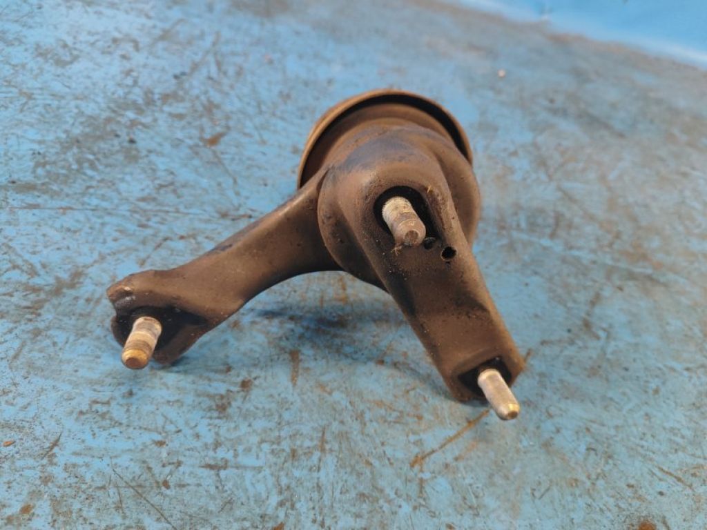 12362-31040 | Подушка двигуна прав. TOYOTA CAMRY 40 06-11 - Фото 3