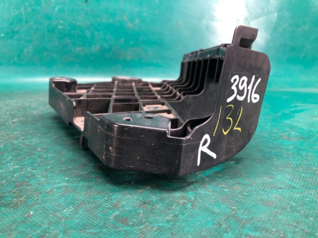 62228-5NA0A | Кронштейн/крепление переднего бампера (под фарой) прав. INFINITI QX50 18- - Фото 6