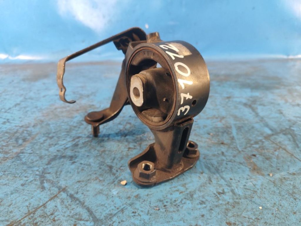 12371-28210 | Подушка двигуна нижня задн. TOYOTA RAV4 05-12 - Фото 2