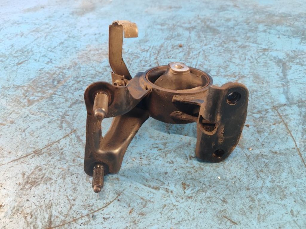 12371-28210 | Подушка двигуна нижня задн. TOYOTA RAV4 05-12 - Фото 4