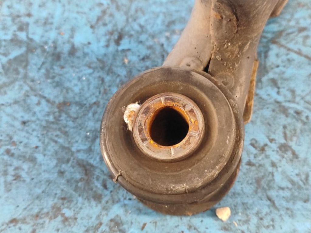 KB7W-34-300D | Важіль передньої підвіски нижній прав. MAZDA CX-5 (KF) 16-21 - Фото 5