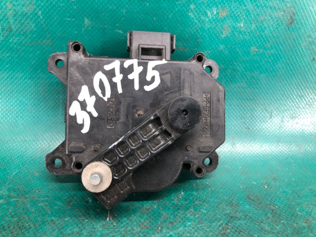 80224-STX-A01 | Моторчик заслонки печки ACURA MDX (YD2) 06-13