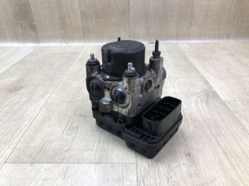 Блок антиблокувальної системи LEXUS ES300 ES330 01-06
