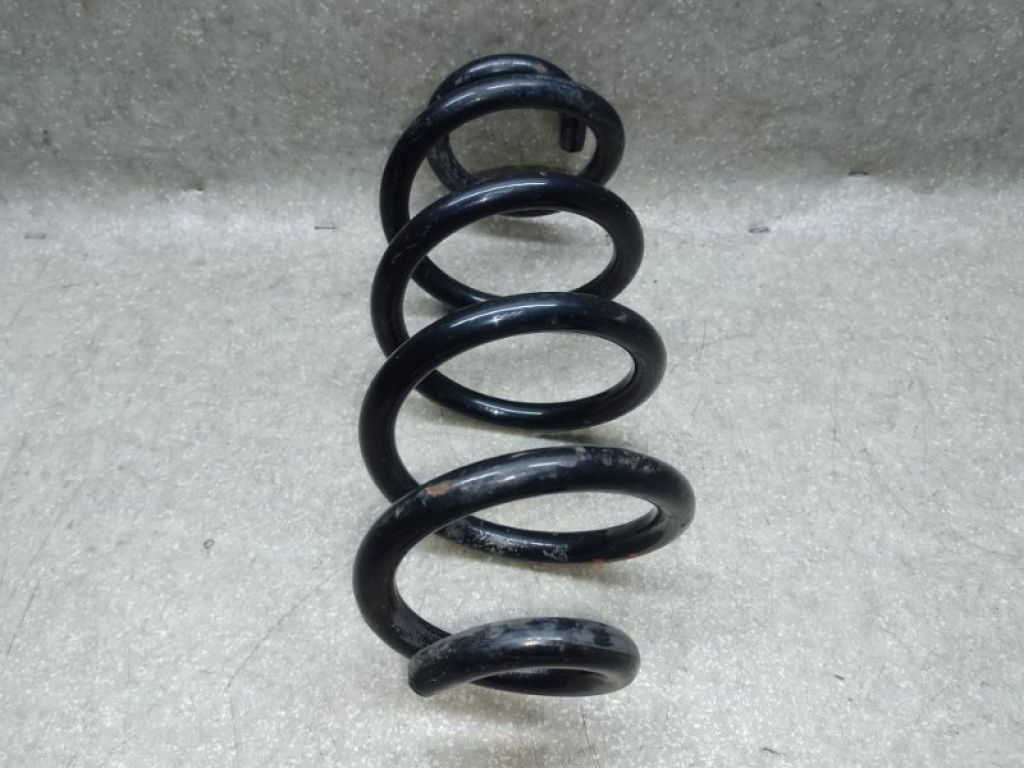 550204BA1E | Пружина задньої підвіски NISSAN X-TRAIL/ROGUE T32 13-20