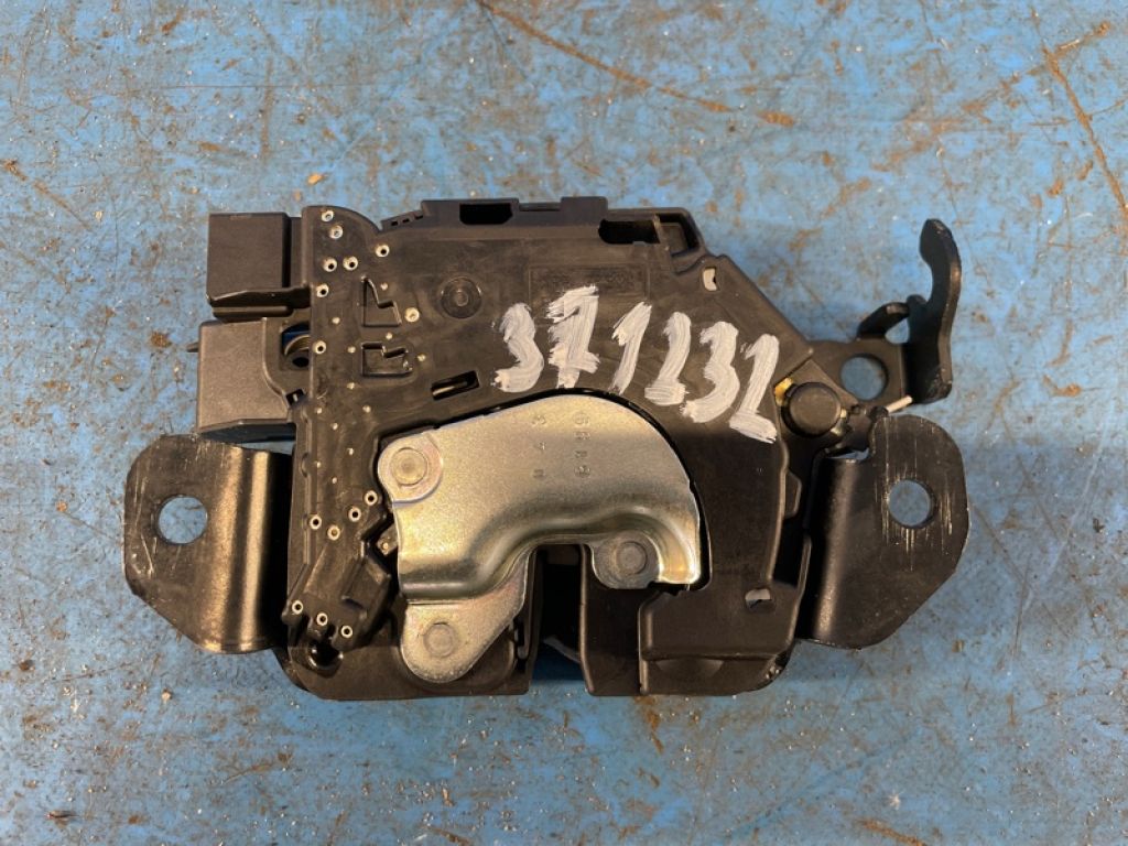 51245A9C0D1 | Замок кришки багажника BMW XM (G09) 23-