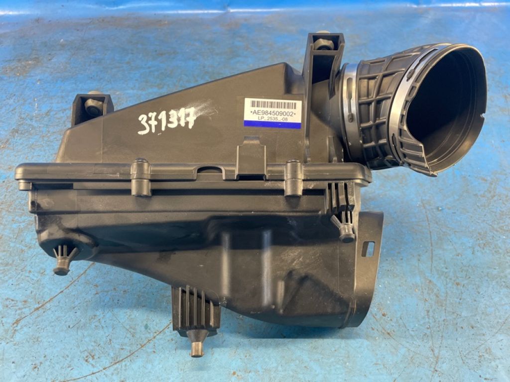 13719845086 | Корпус повітряного фільтра BMW XM (G09) 23-