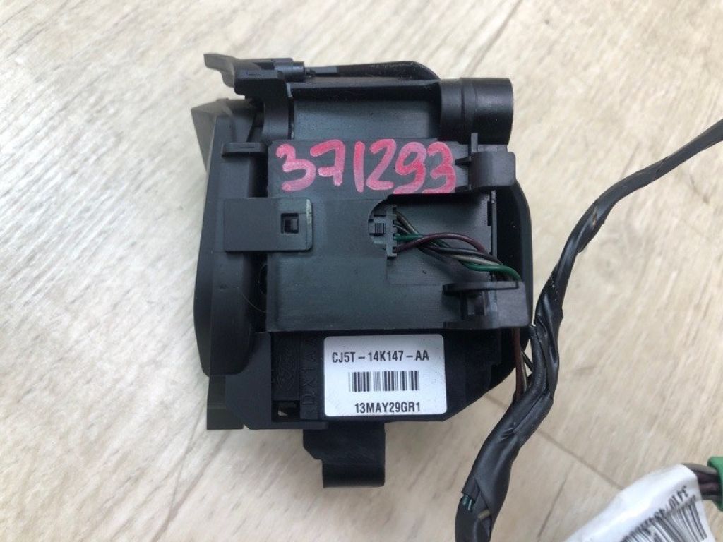 CP9Z-9C888-A | Кнопки руля FORD ESCAPE 12-19 - Фото 7