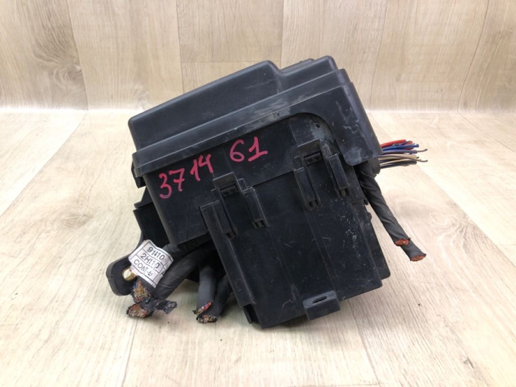 91950 2H020 | Блок запобіжників моторний відсік HYUNDAI ELANTRA HD 06-11 - Фото 4