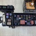 82720-0C011 | Блок предохранителей моторный отсек TOYOTA SEQUOIA 01-07 - Превью 3