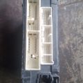 Блок предохранителей моторный отсек TOYOTA LAND CRUISER 200 08-21 - Превью 4