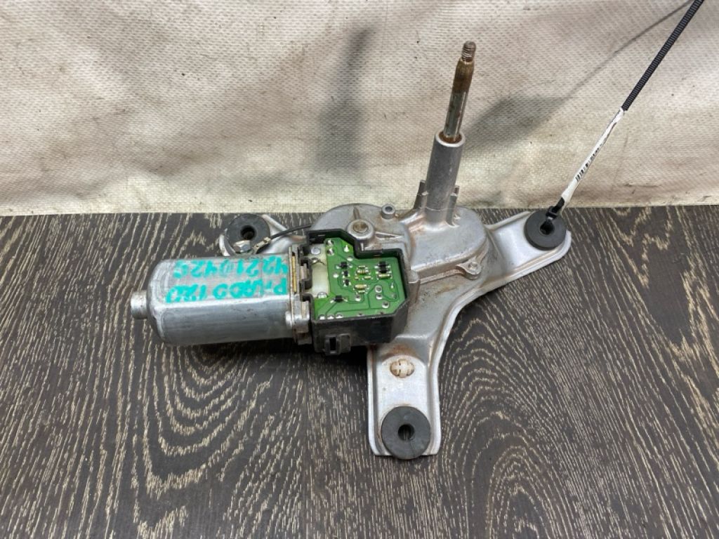 85130-60200 | Моторчик склоочисника задн. TOYOTA LAND CRUISER PRADO 120 02-09