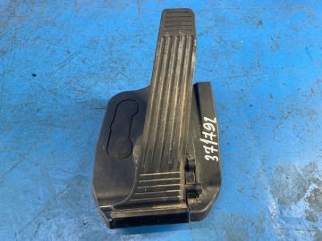 Педаль газу LEXUS LBX 23-