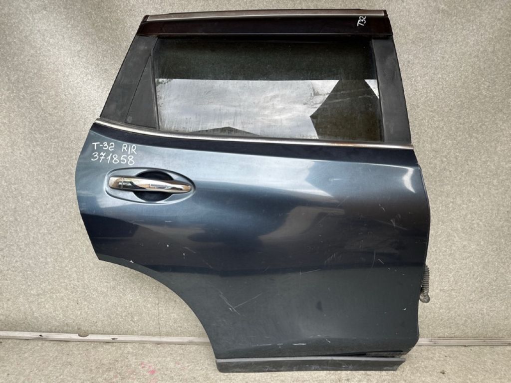 82100-4BA0A | Двері задн. прав. NISSAN X-TRAIL/ROGUE T32 13-20