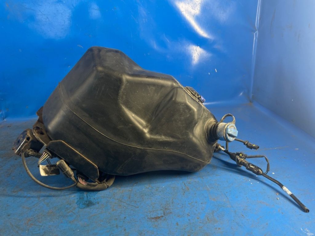 HK83-5J228-A | Паливний бак LAND ROVER VELAR 17-