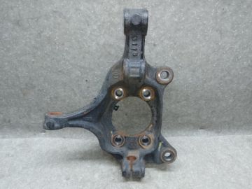 Кулак поворотний лівий MAZDA 3 BM 13-19